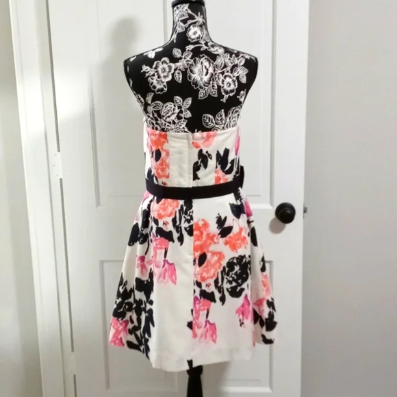 🖤RARE Lilly Pulitzer🖤 - Amberly Dress - Picture 2 of 14